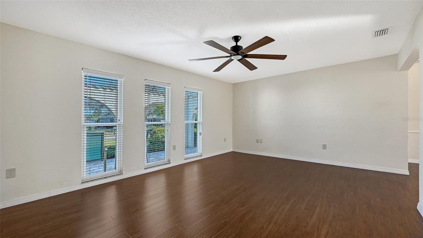 VILLAGE GREEN OF BRADENTON - Residential