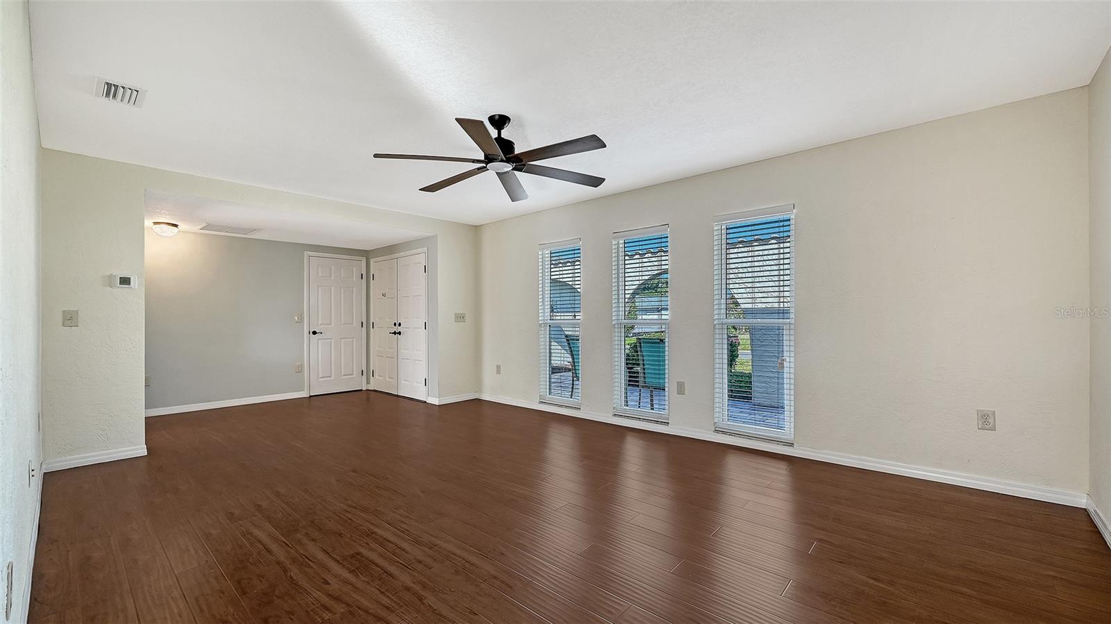 VILLAGE GREEN OF BRADENTON - Residential