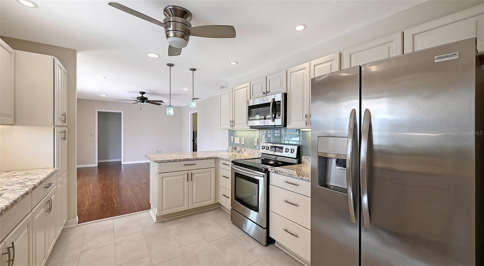 VILLAGE GREEN OF BRADENTON - Residential