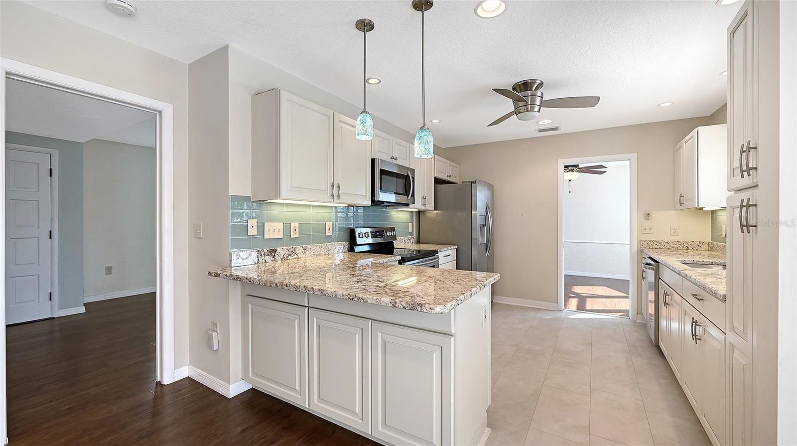 VILLAGE GREEN OF BRADENTON - Residential