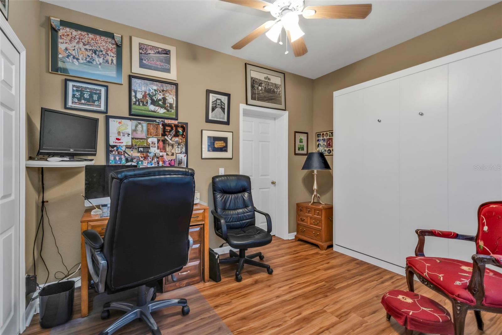 RIVERWOOD - Residential