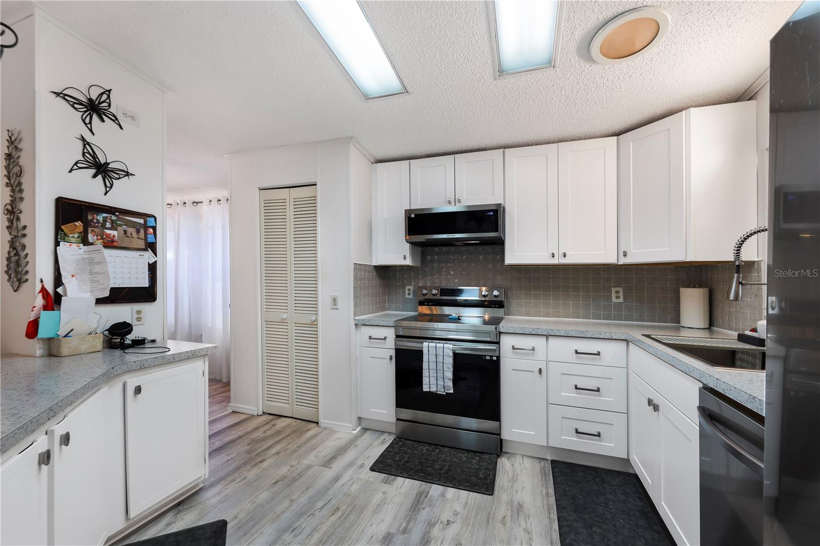 MAPLE LEAF ESTATES - Residential
