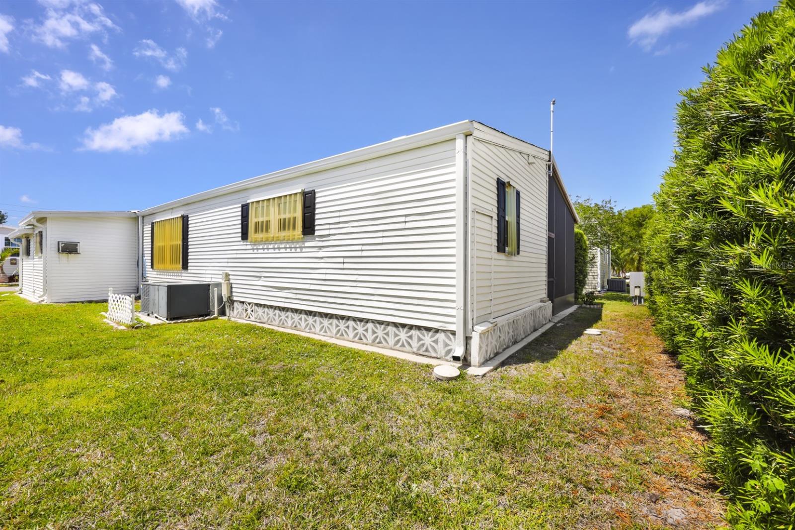 MAPLE LEAF ESTATES - Residential