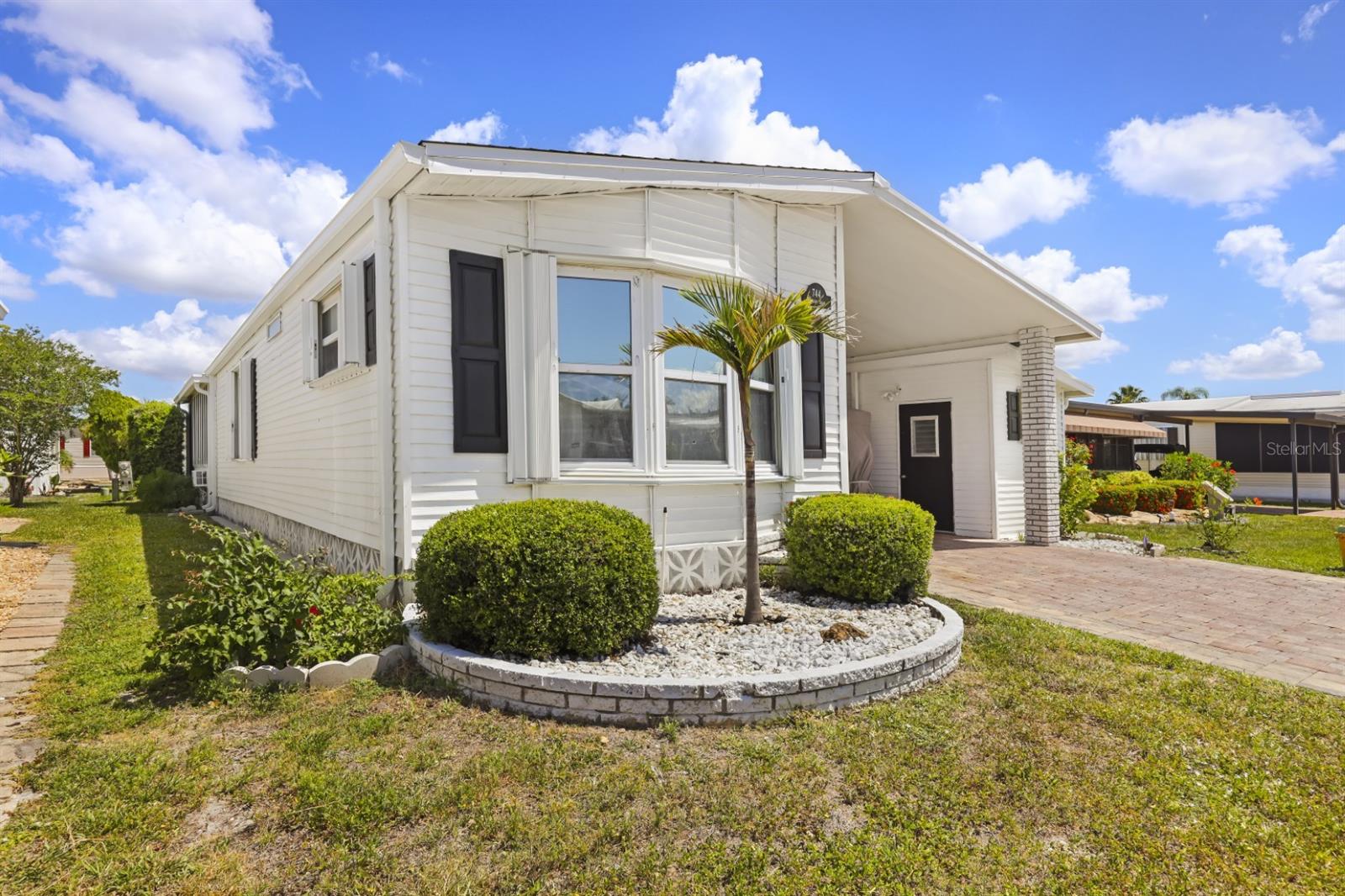 MAPLE LEAF ESTATES - Residential