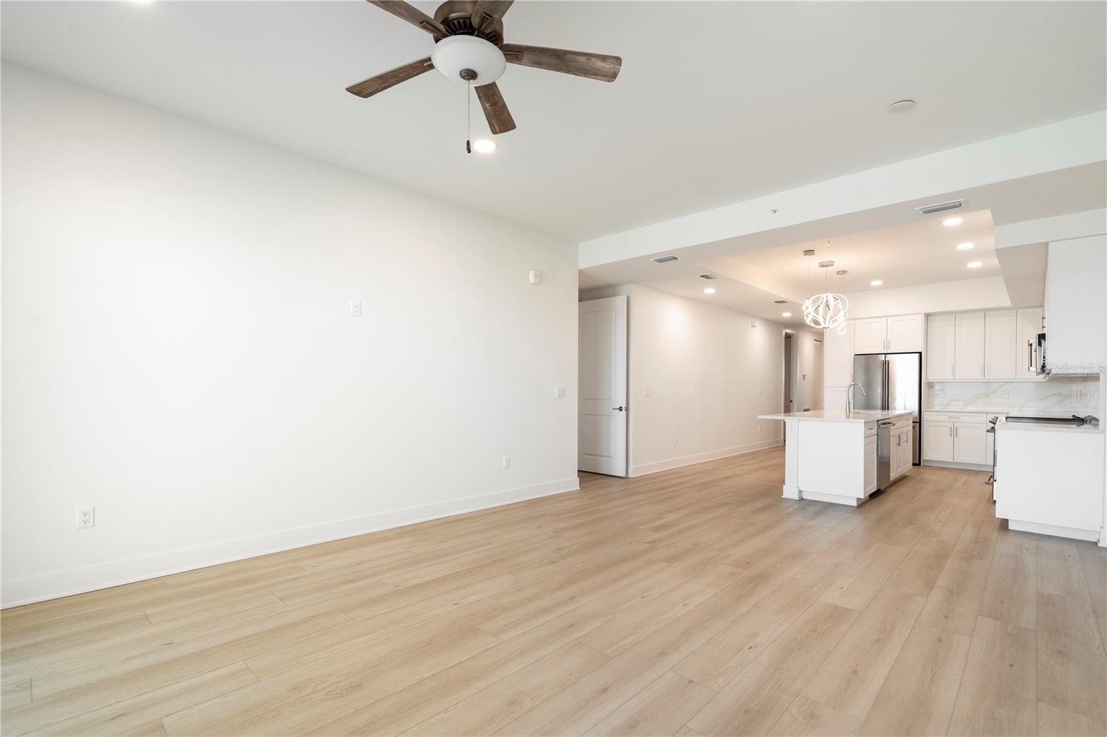 THE RESIDENCES AT TOWN CENTER - Residential