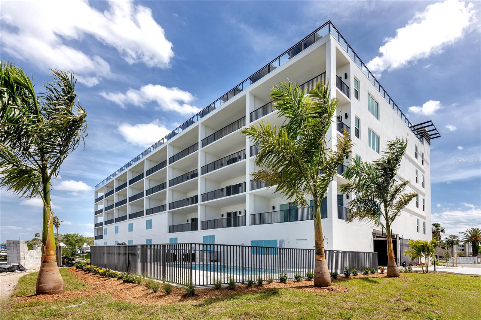 400 150TH AVENUE 501