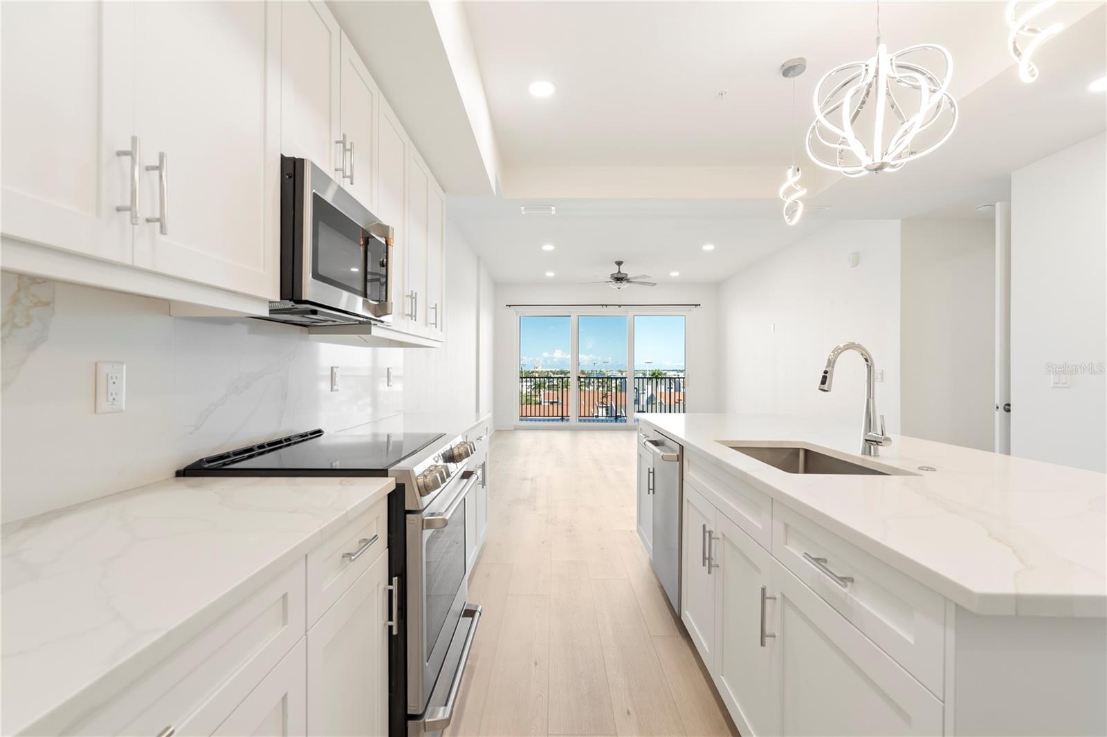 THE RESIDENCES AT TOWN CENTER - Residential