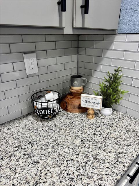 Tiny photo for 2801 SE 28th Road, Ocala, FL 34471 (MLS # O6368691)