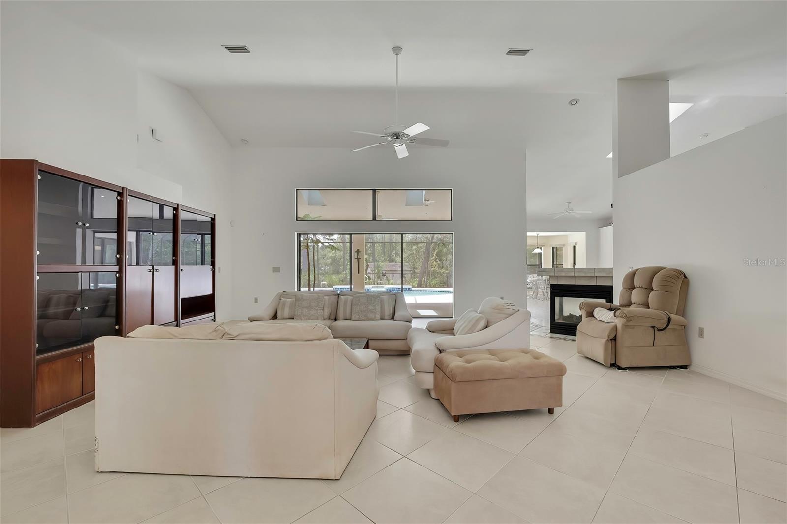 CITRUS HILLS - Residential