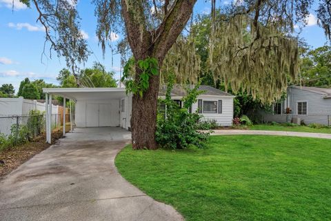 A home in TAMPA