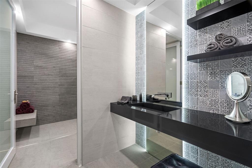 SANTA TERESITA - Residential