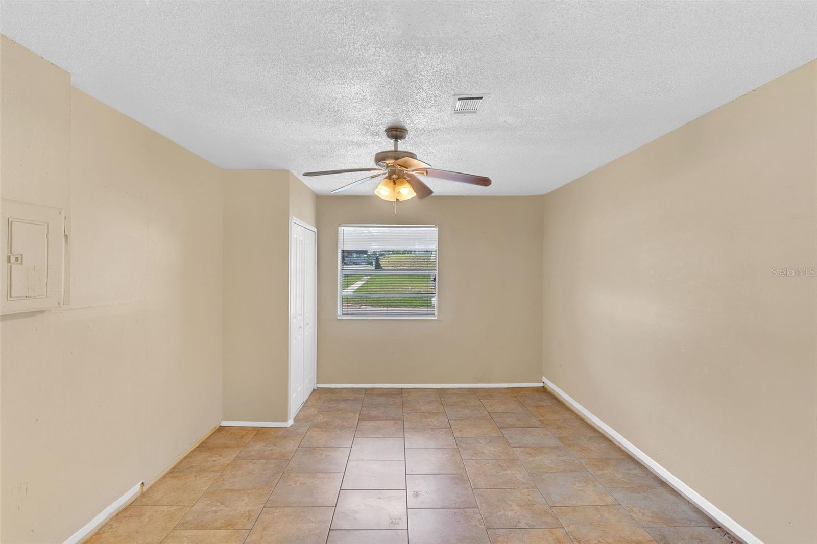 LAKE OPAL ESTATES - Residential Lease