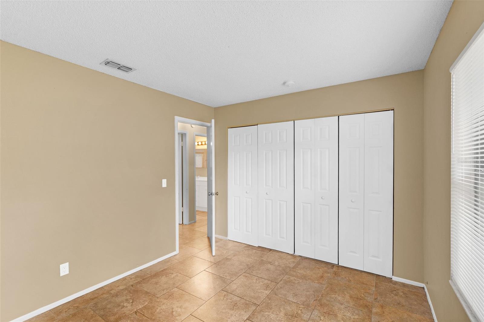 LAKE OPAL ESTATES - Residential Lease
