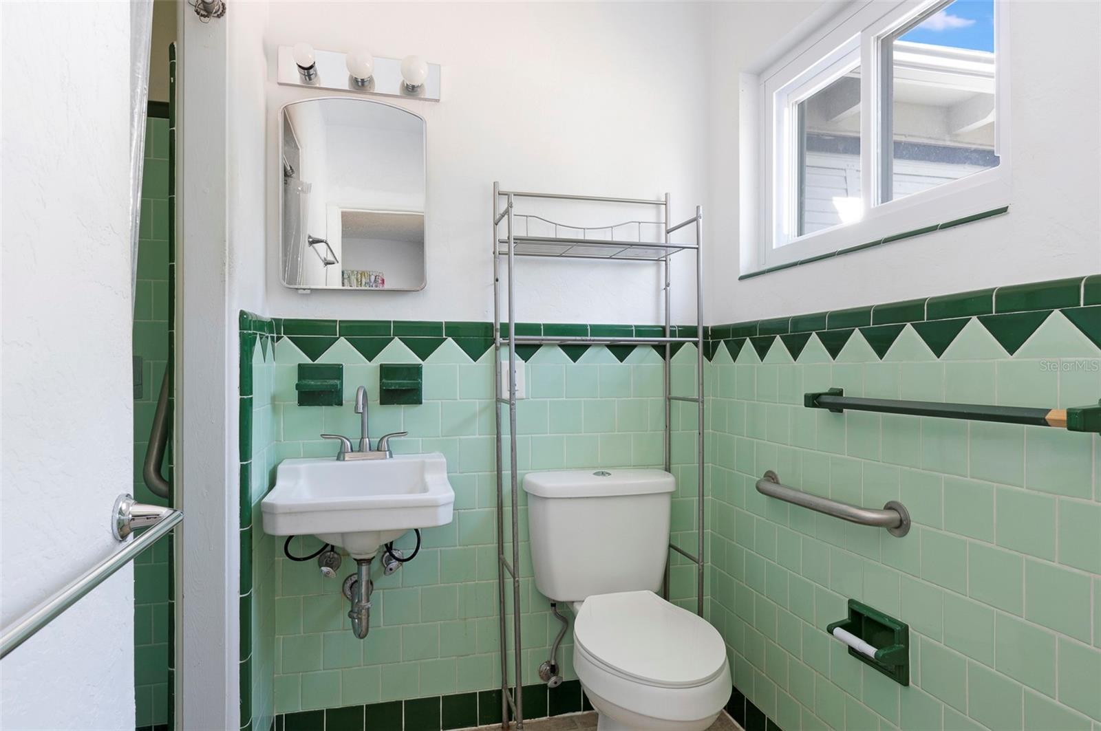 GULF BREEZE ACRES REP - Residential