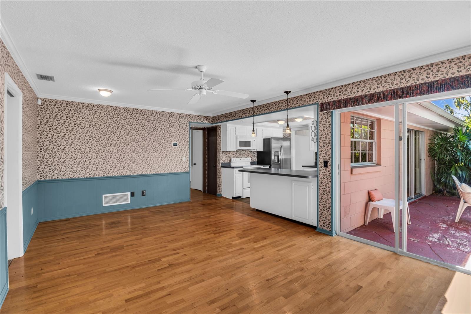 LANCASTER HEIGHTS - Residential