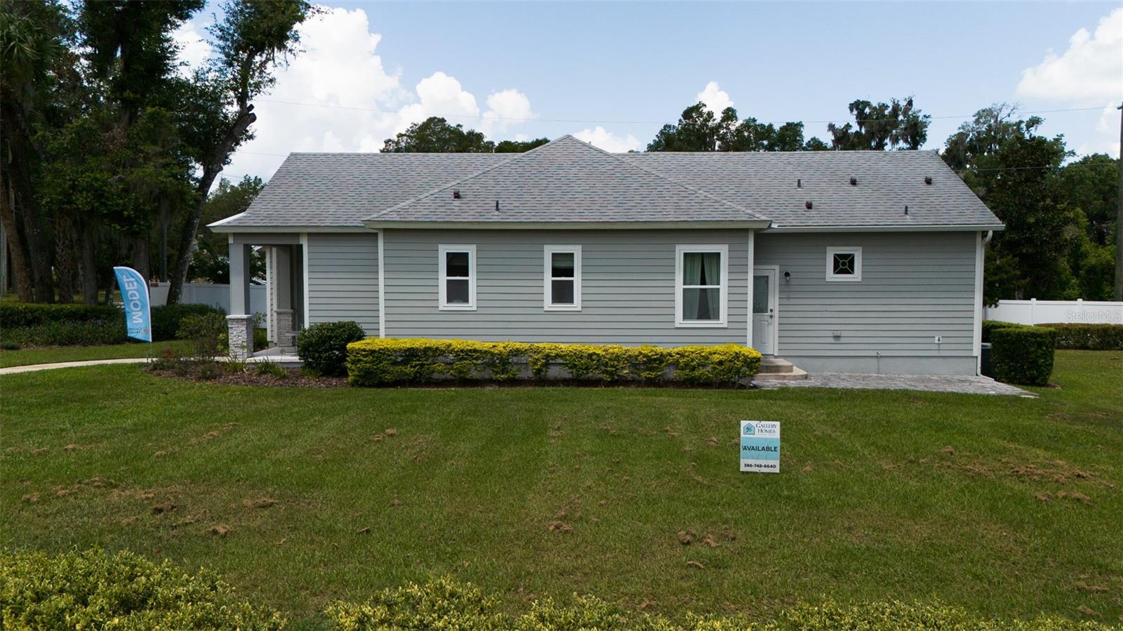 900 AZALEA WALK CIR