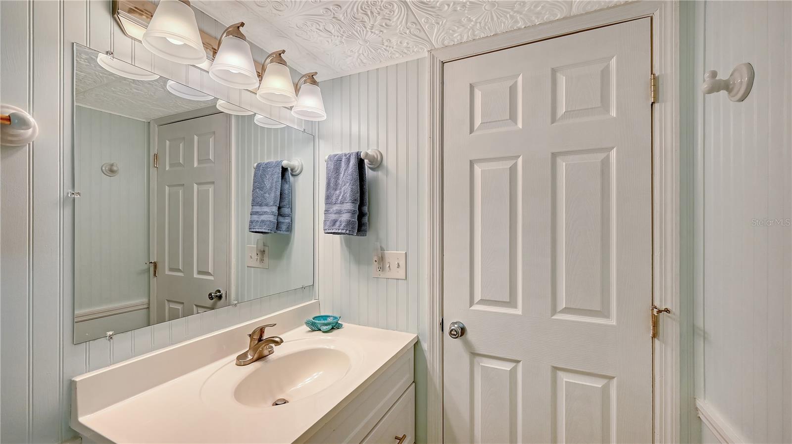 PARADISE BAY ESTATES CO-OP - Residential