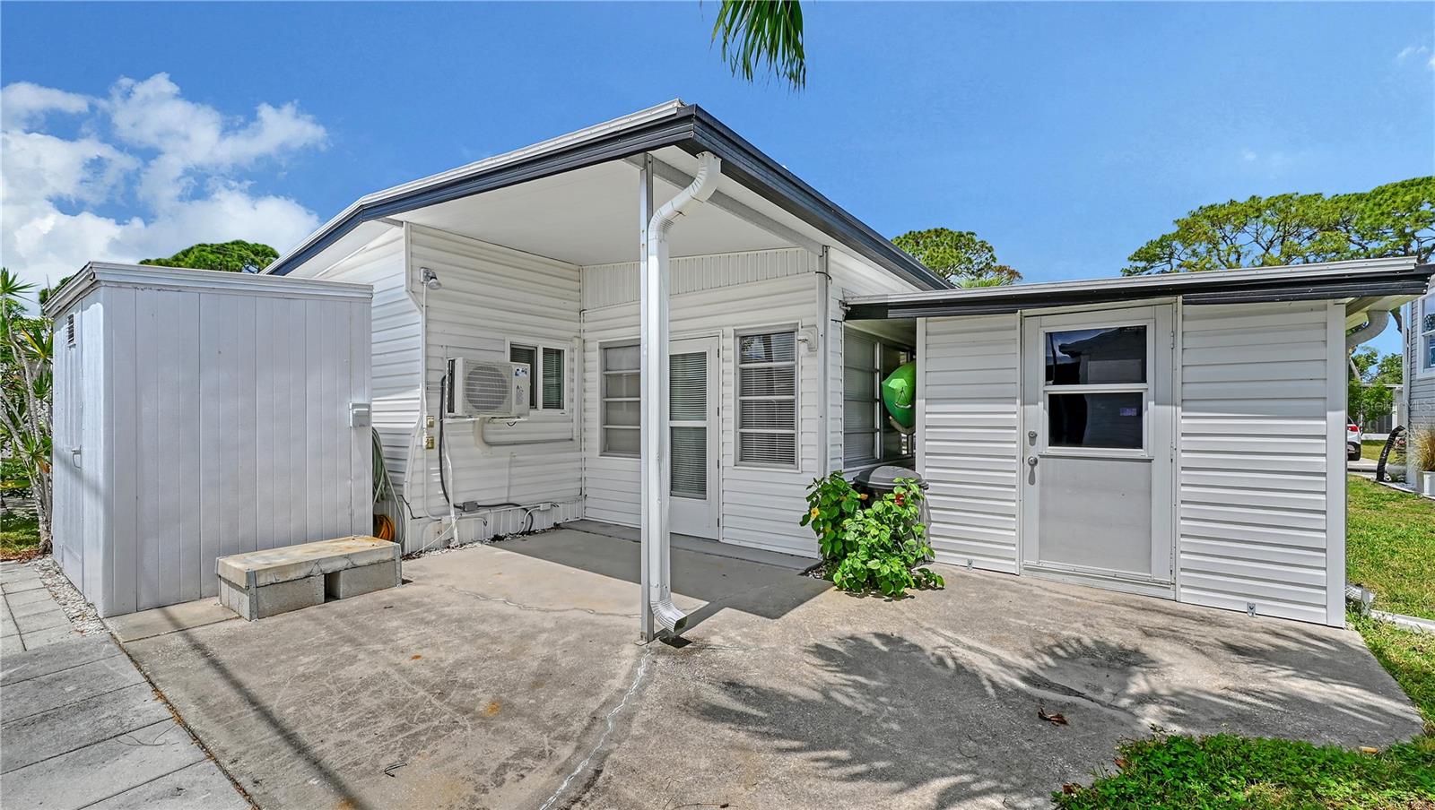 PARADISE BAY ESTATES CO-OP - Residential
