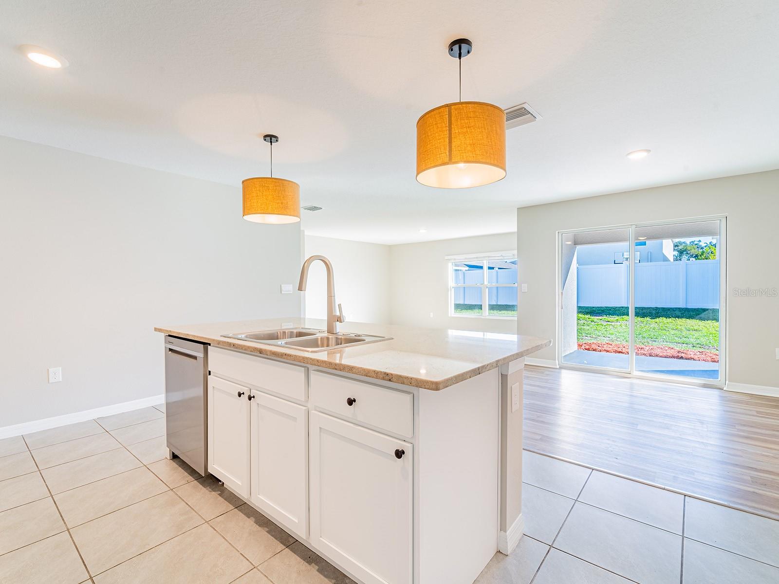 HERITAGE HILLS - Residential