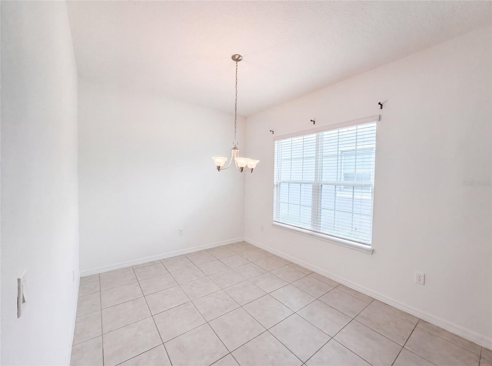 1572 ASTORIA ARBOR LANE