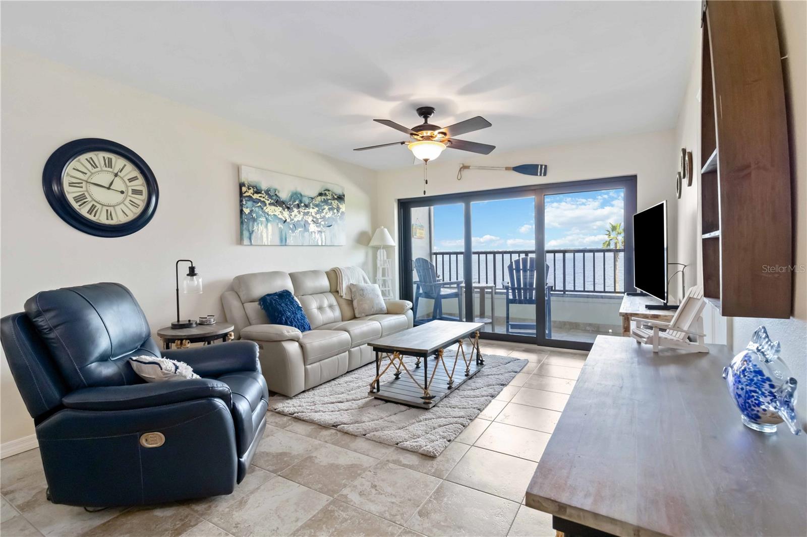 PALACIO DEL SOL - Residential Lease