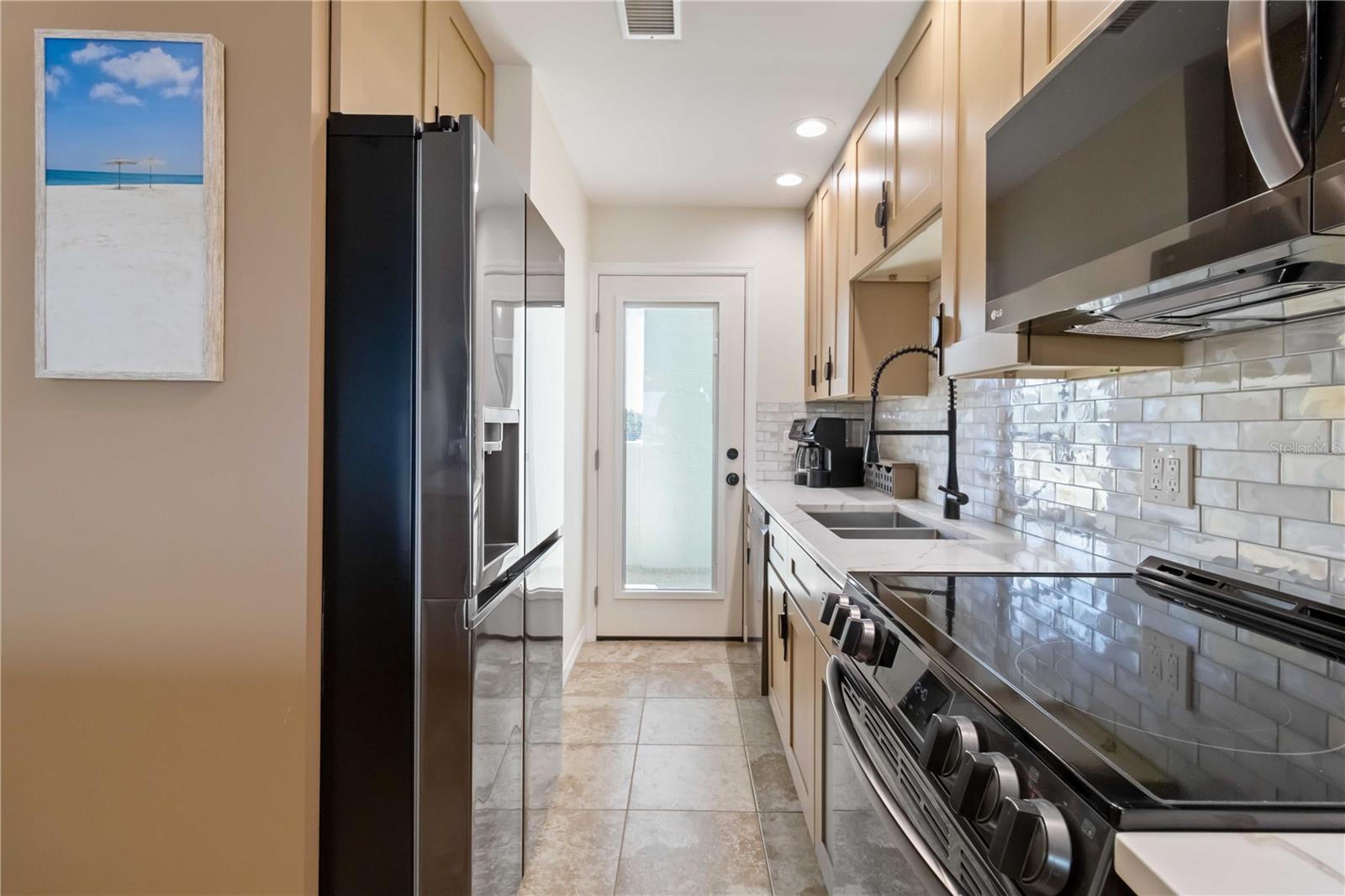 PALACIO DEL SOL - Residential Lease