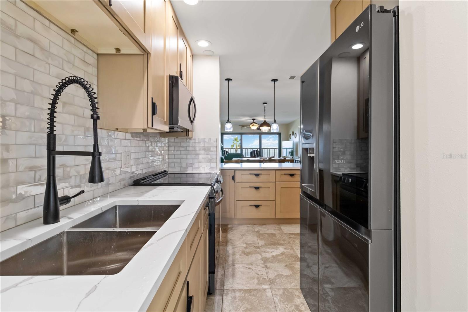 PALACIO DEL SOL - Residential Lease