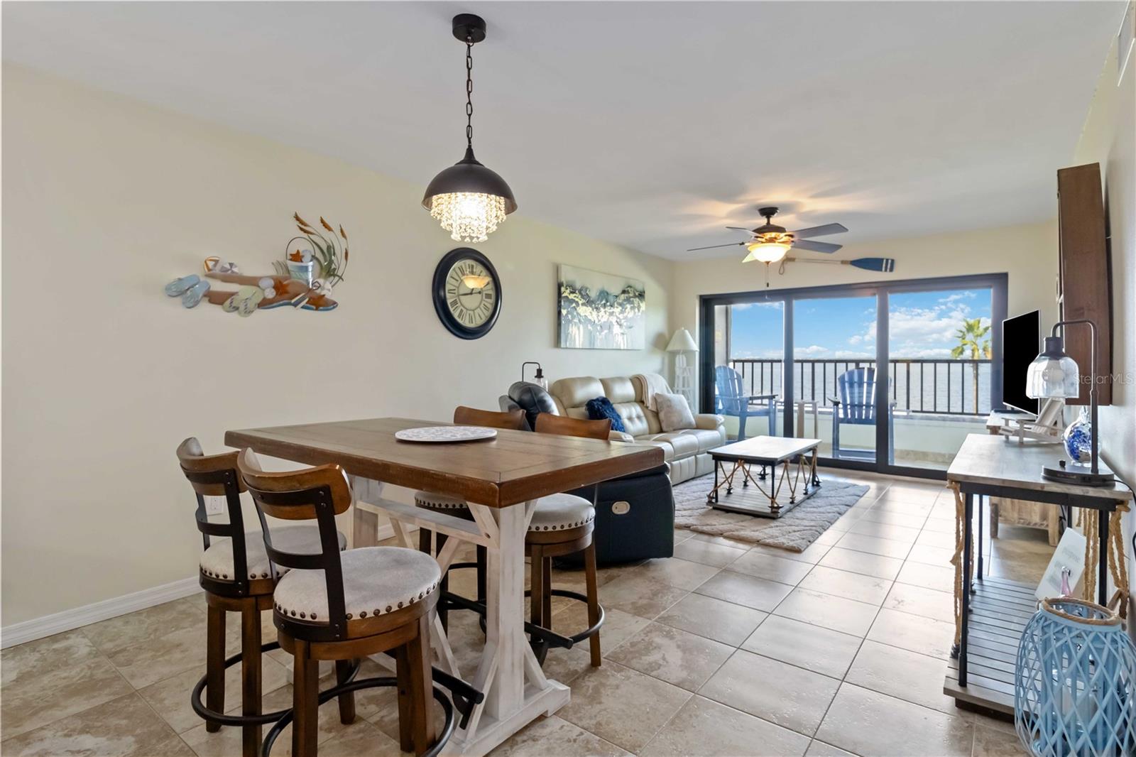 PALACIO DEL SOL - Residential Lease