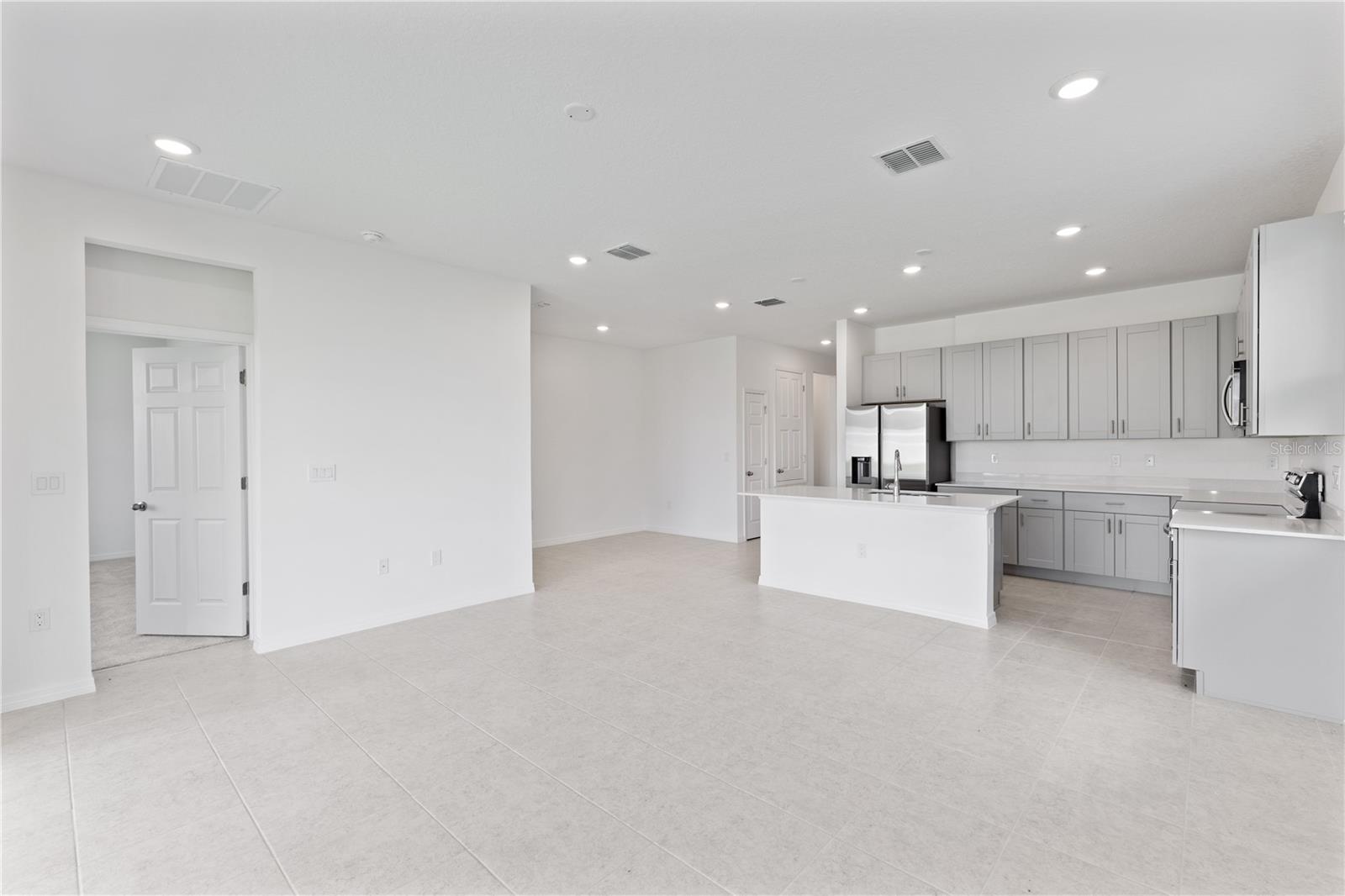 503 SILVER PALM DRIVE