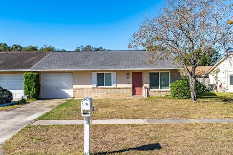 A home in DELAND