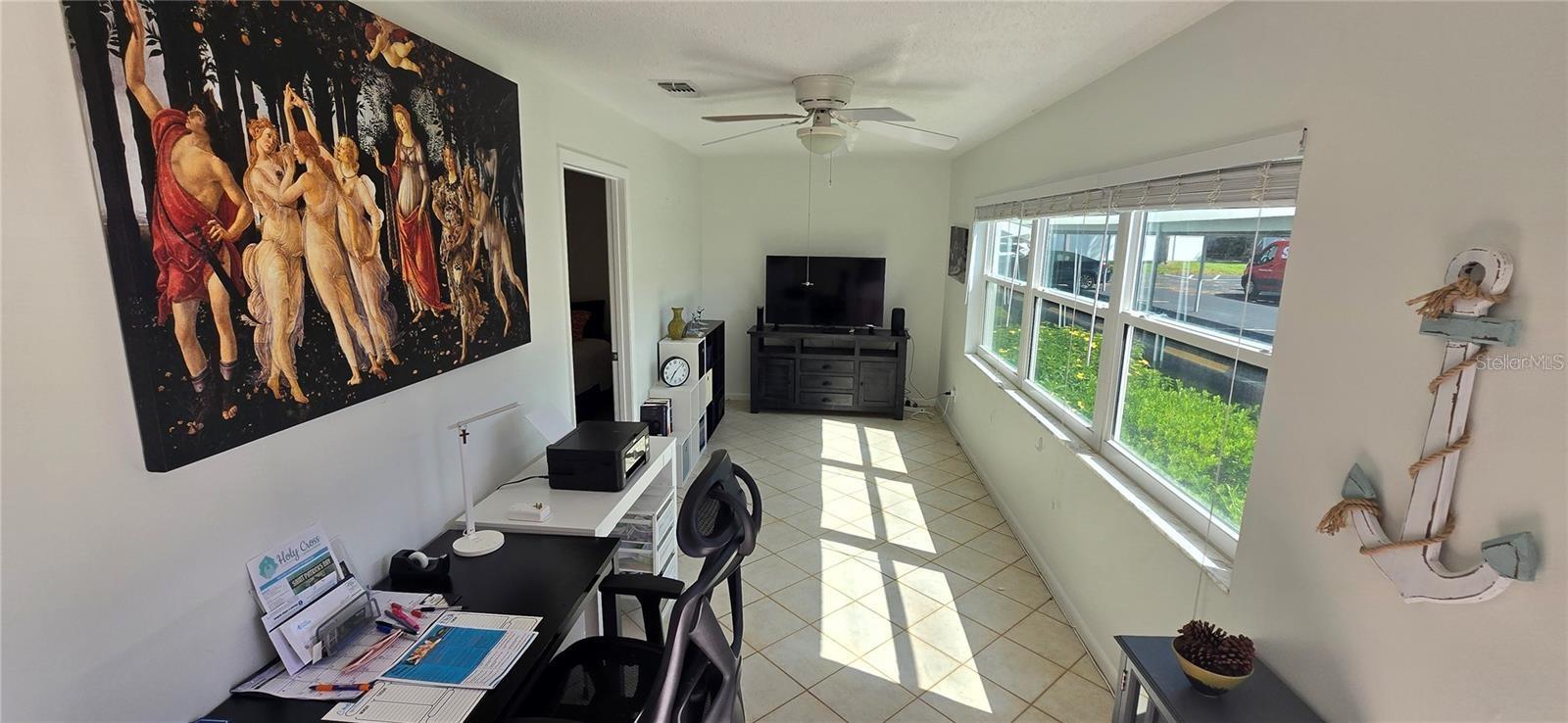 PARADISE SHORES - Residential Lease