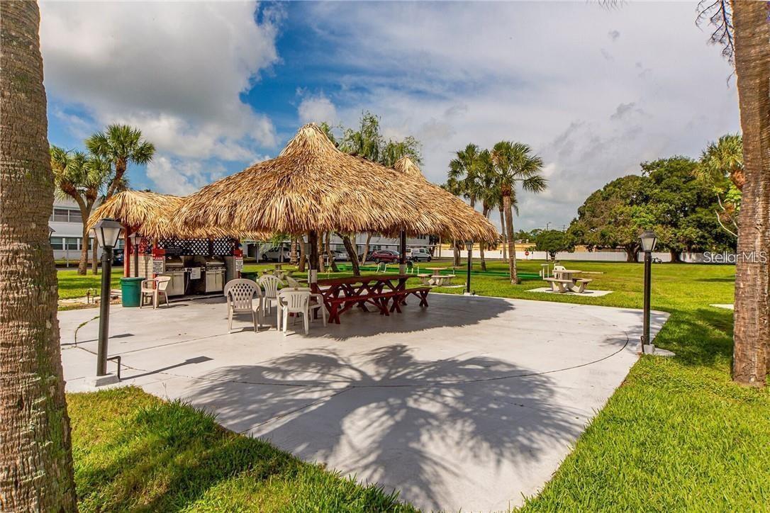 PARADISE SHORES - Residential Lease