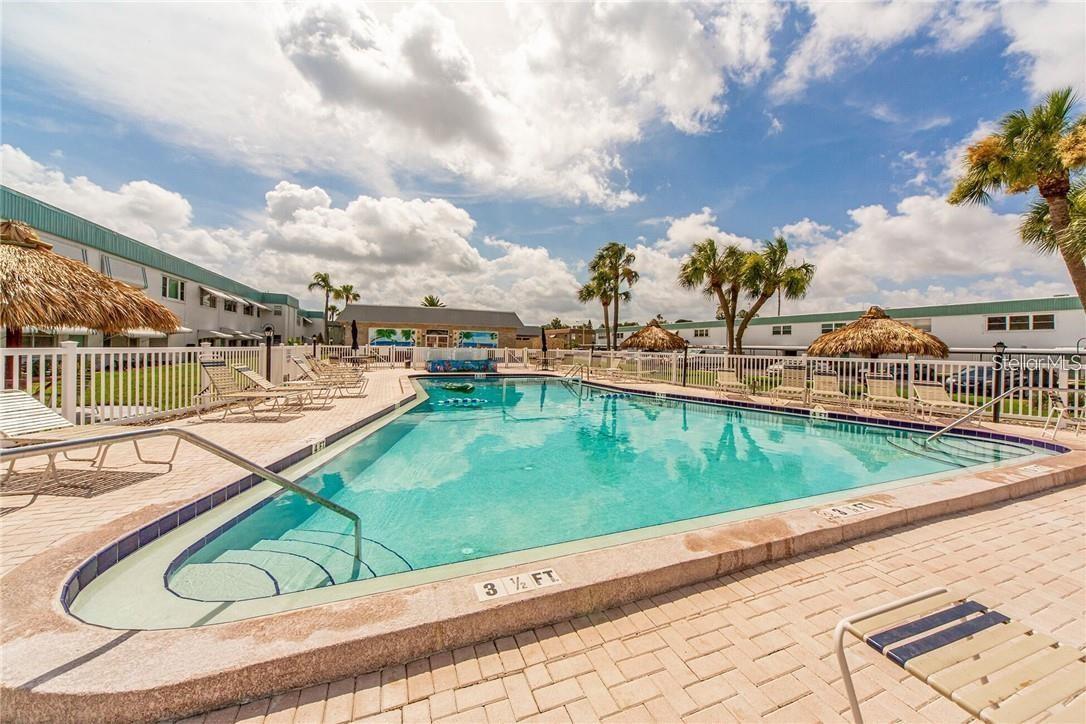 PARADISE SHORES - Residential Lease