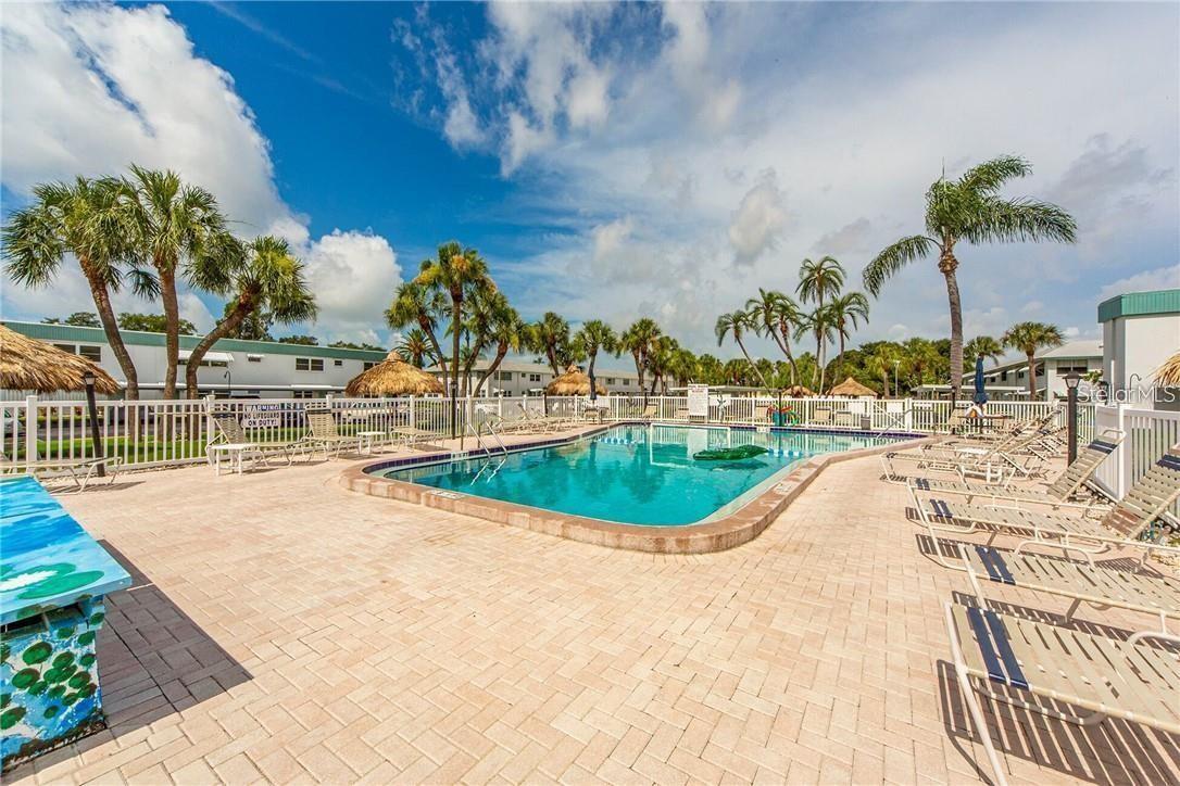 PARADISE SHORES - Residential Lease