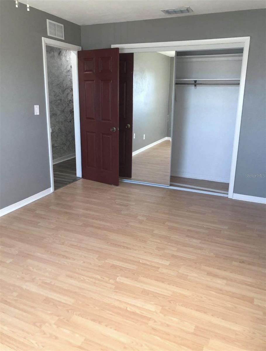 FLOR A MAR - Residential Lease