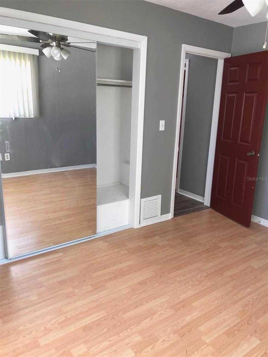 FLOR A MAR - Residential Lease