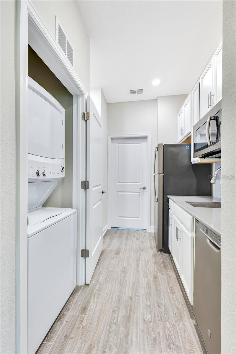 NORTHRIDGE ESTATES - Residential Lease