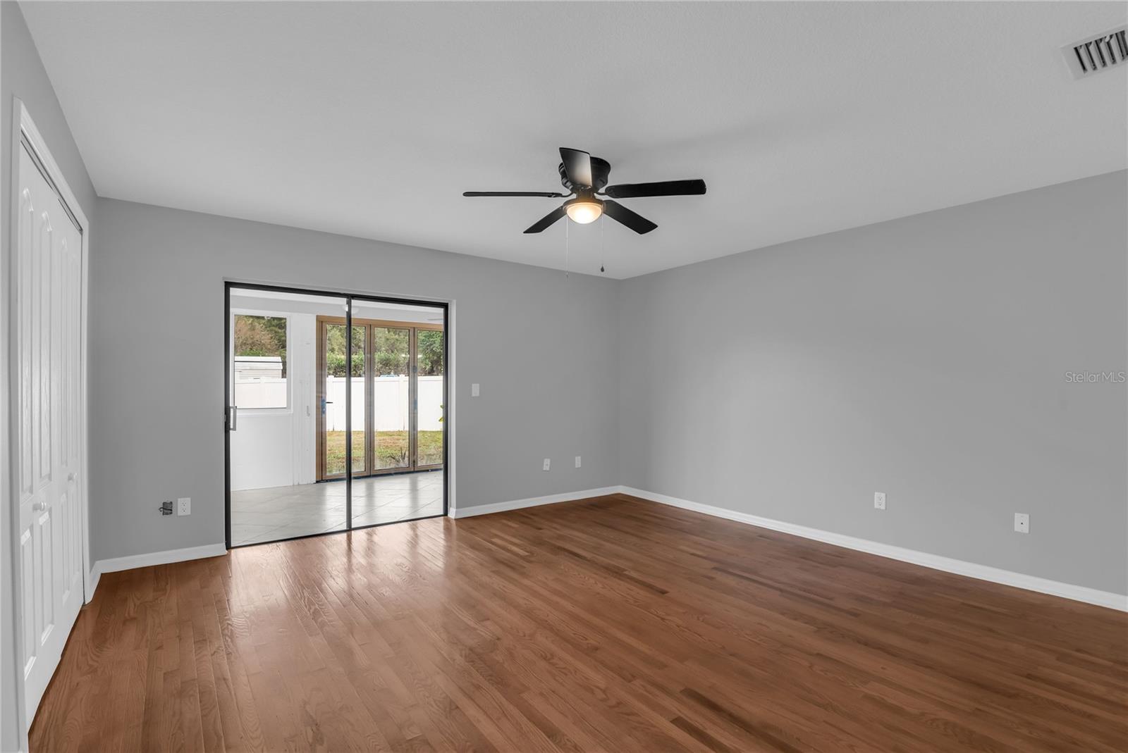 GLENVIEW ESTATES - Residential Lease