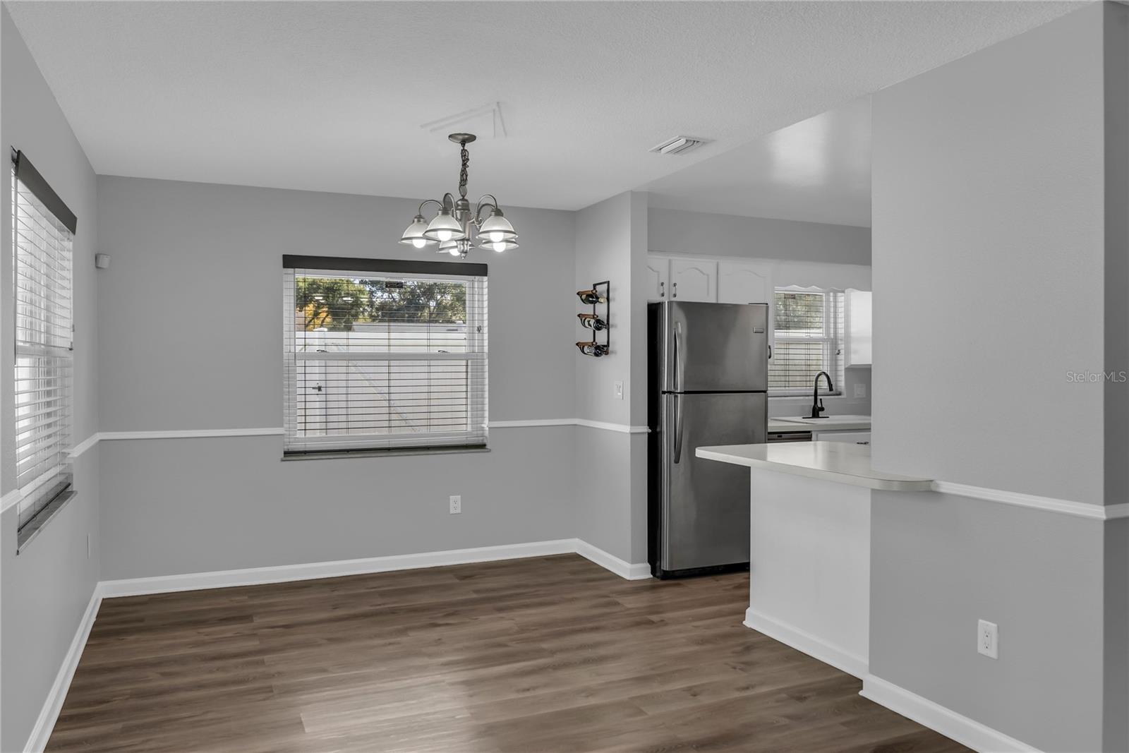 GLENVIEW ESTATES - Residential Lease