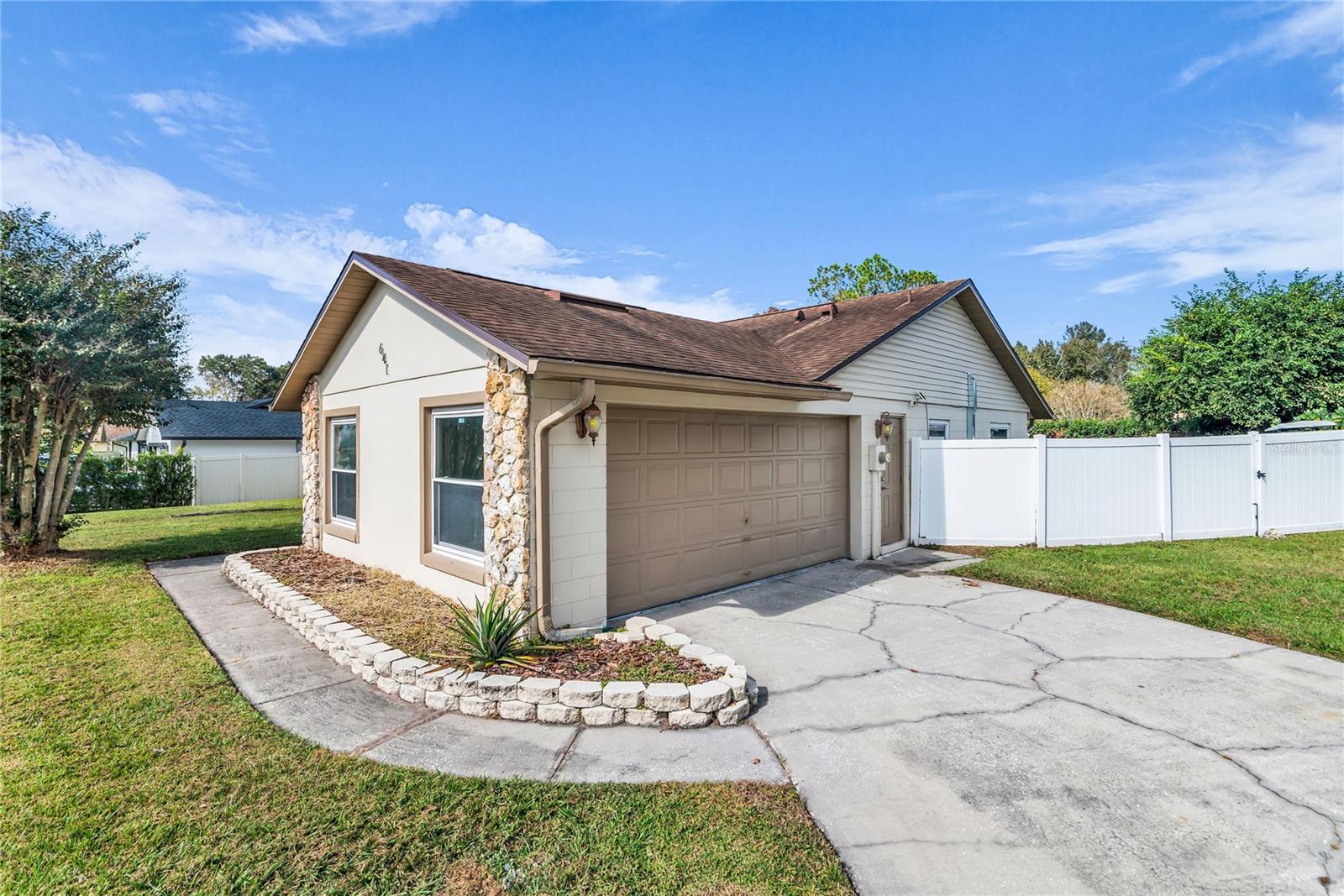 GLENVIEW ESTATES - Residential Lease