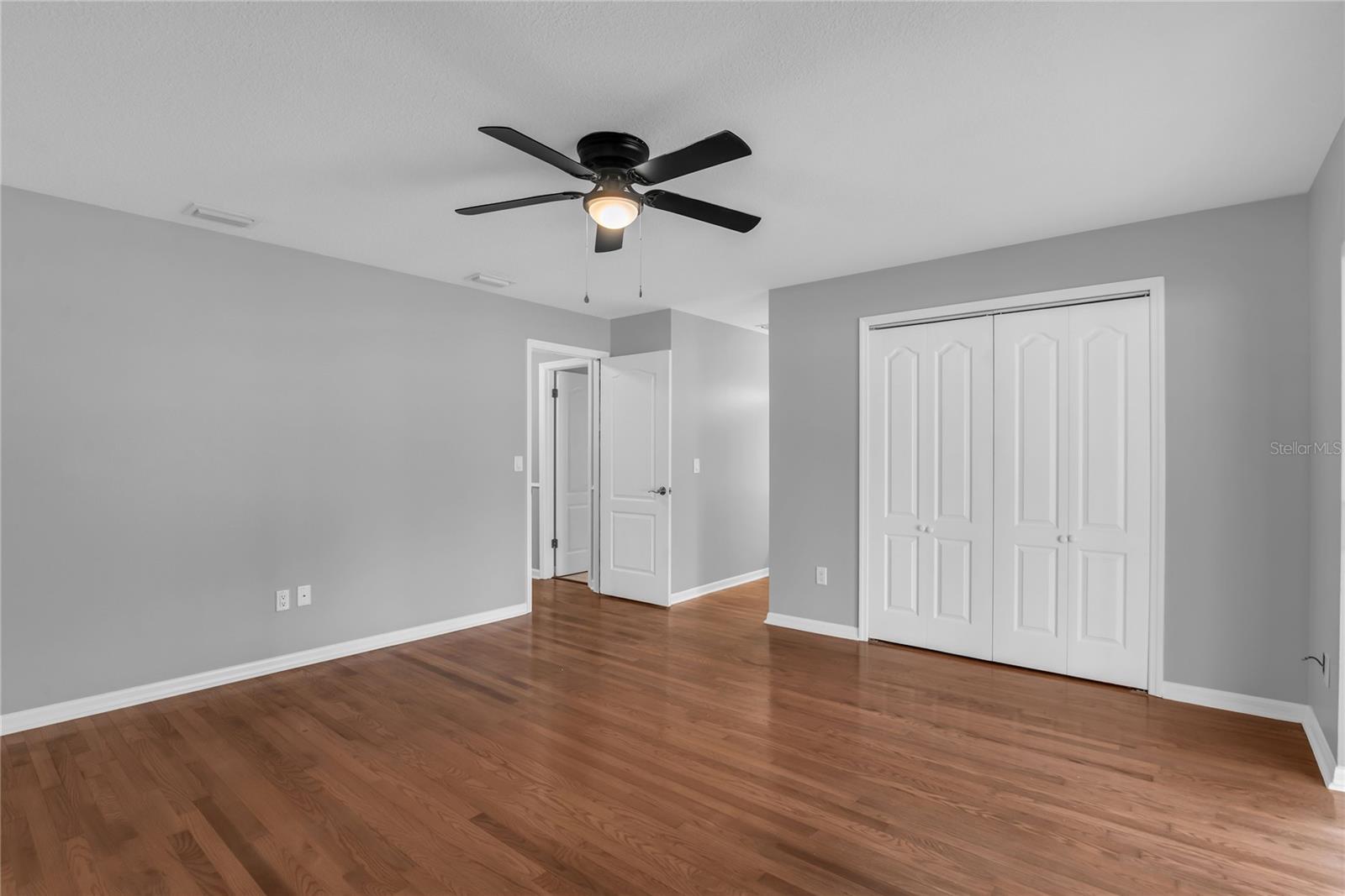 GLENVIEW ESTATES - Residential Lease