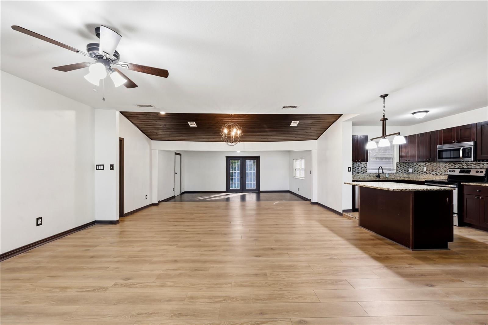 8009 CARDINAL DRIVE