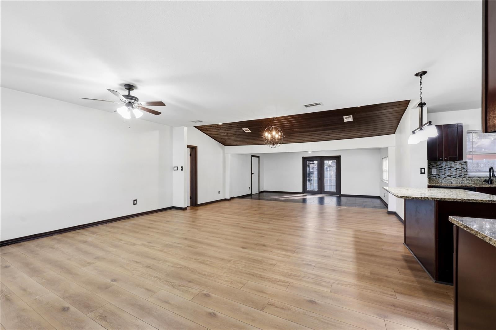 8009 CARDINAL DRIVE