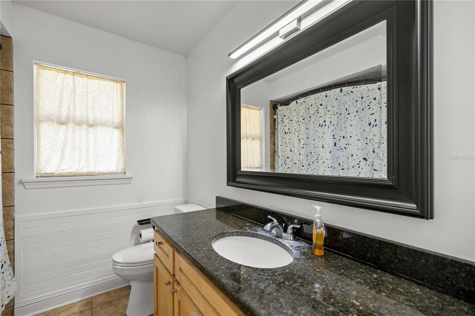 TOWN MCINTOSH - Residential