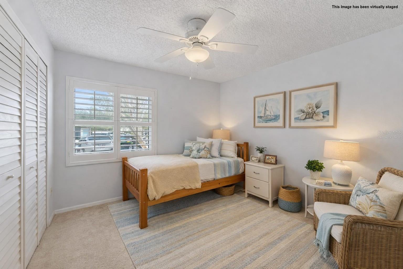 THE KNOLLS OF KINGS POINT PHAS - Residential