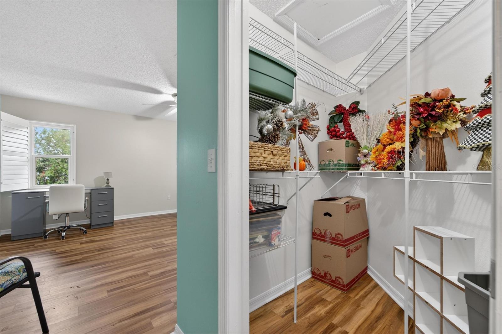 THE KNOLLS OF KINGS POINT PHAS - Residential