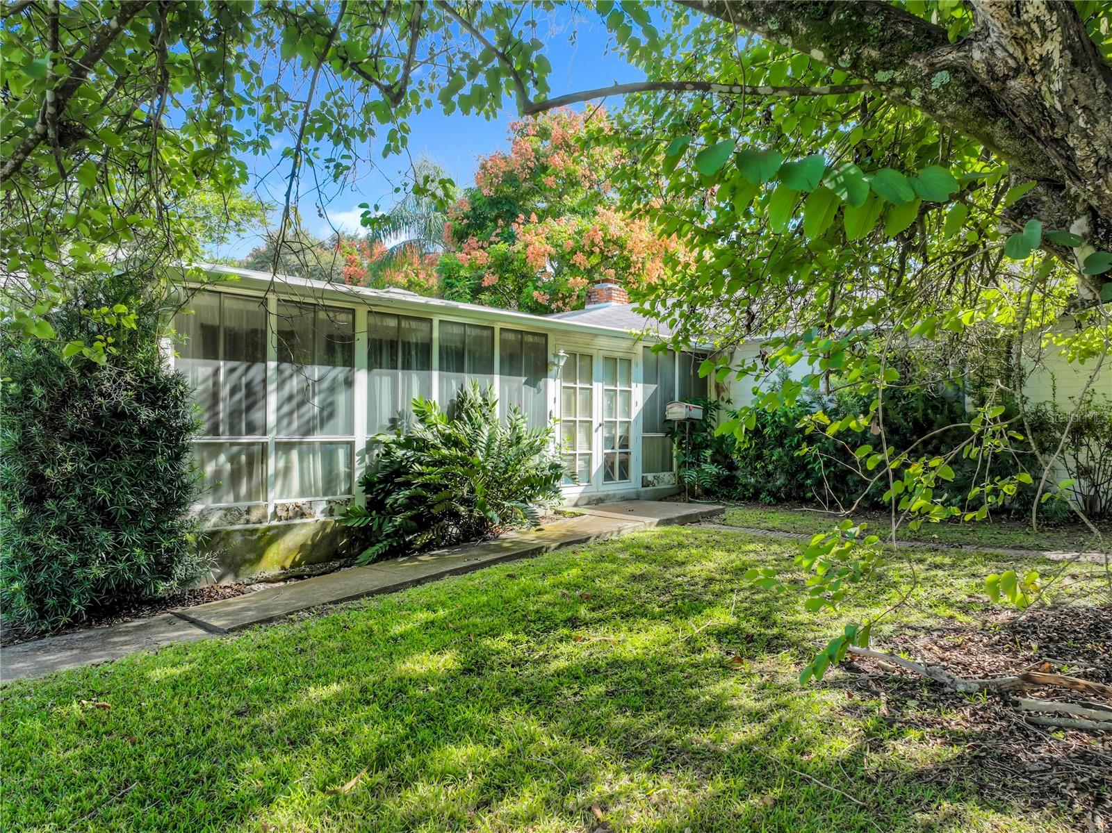 TIMBERLANE SHORES - Residential