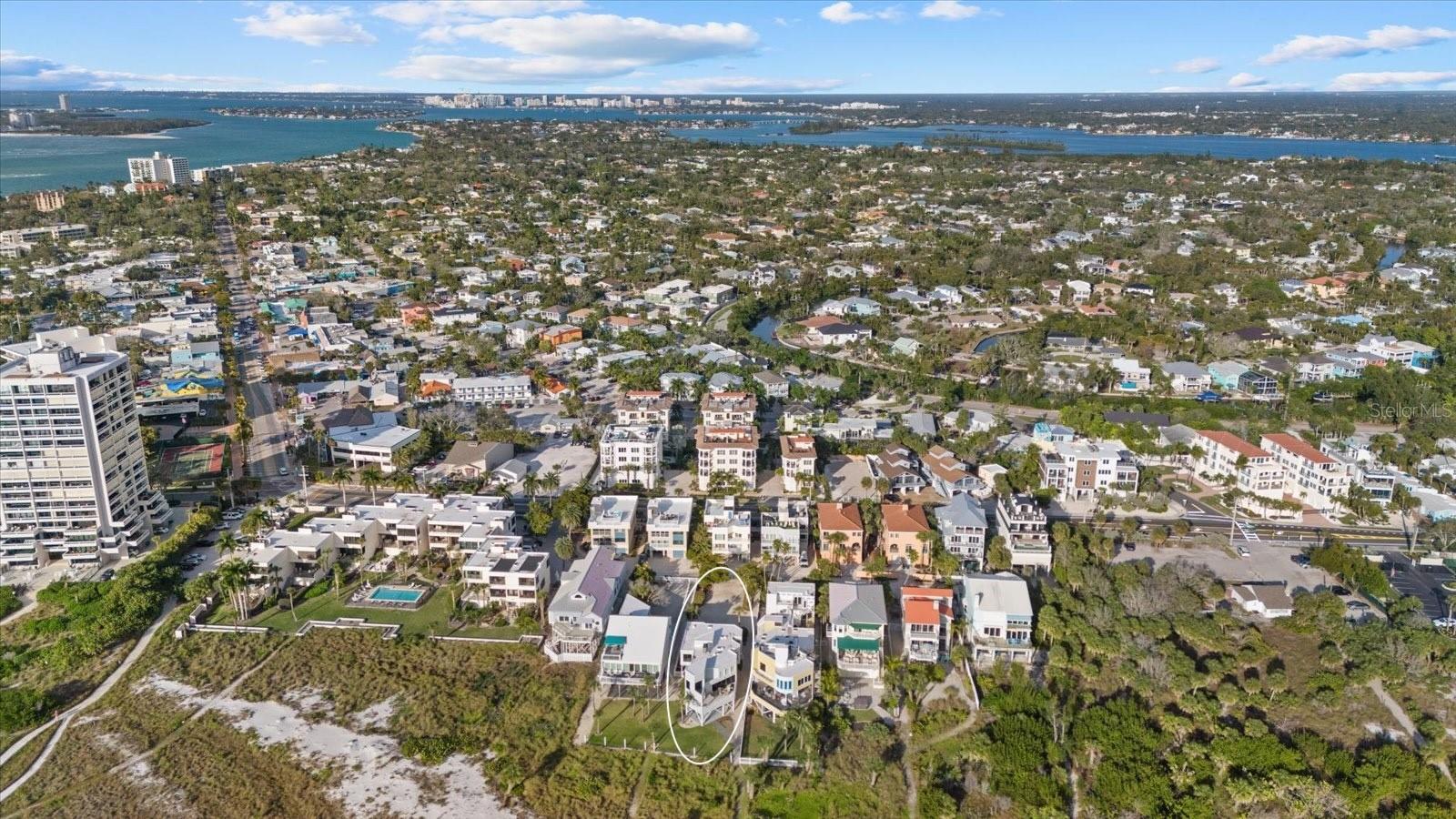 SARASOTA BEACH - Residential