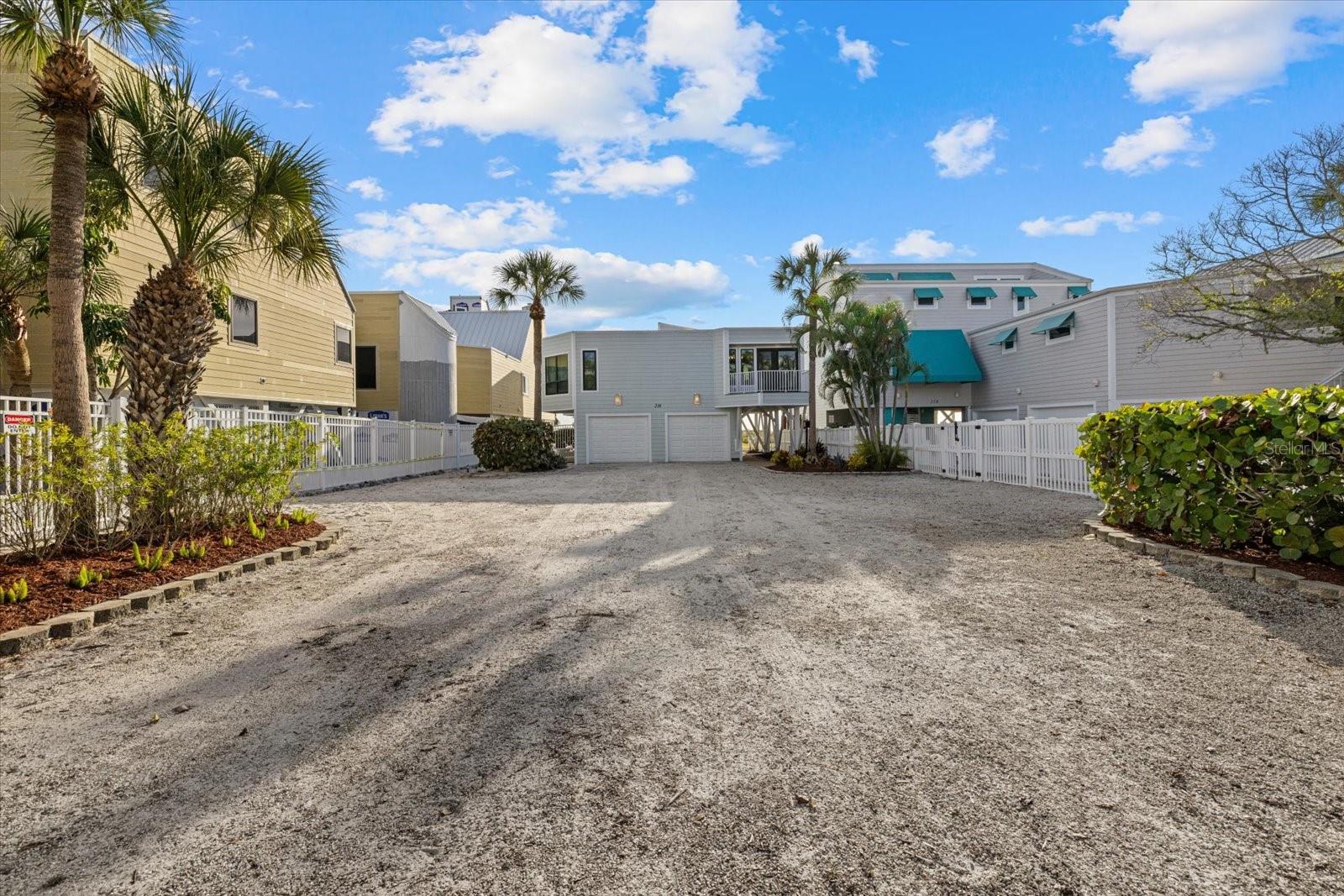 SARASOTA BEACH - Residential