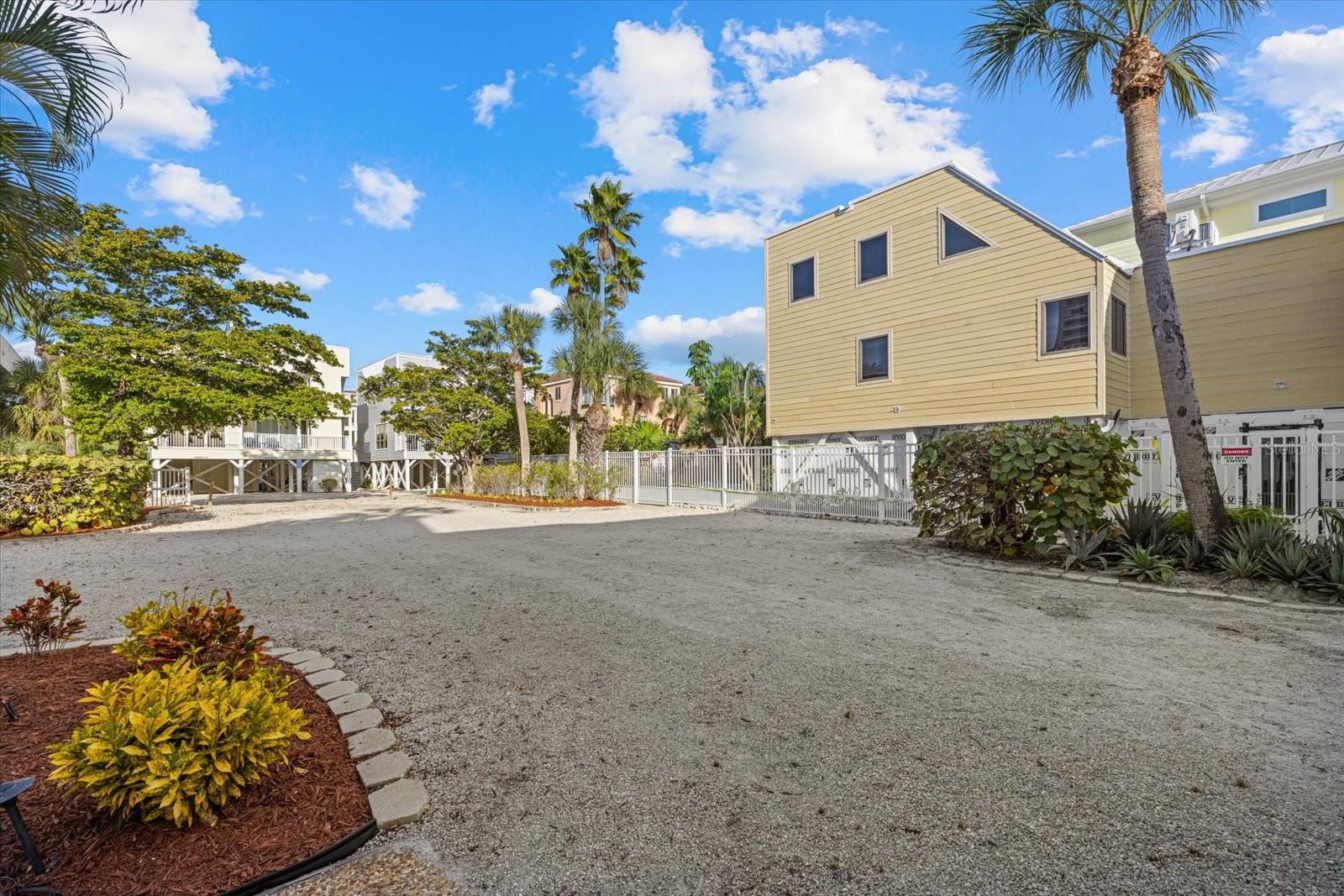 SARASOTA BEACH - Residential